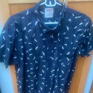 Mens L short sleeve button down